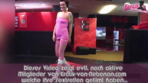 Deutscher Amateur rektal rudelbumsen im Swinger Verein ohne Schutz