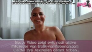 Deutsche Sexfilm Hobbydarstellerin versucht Wichse schlucken